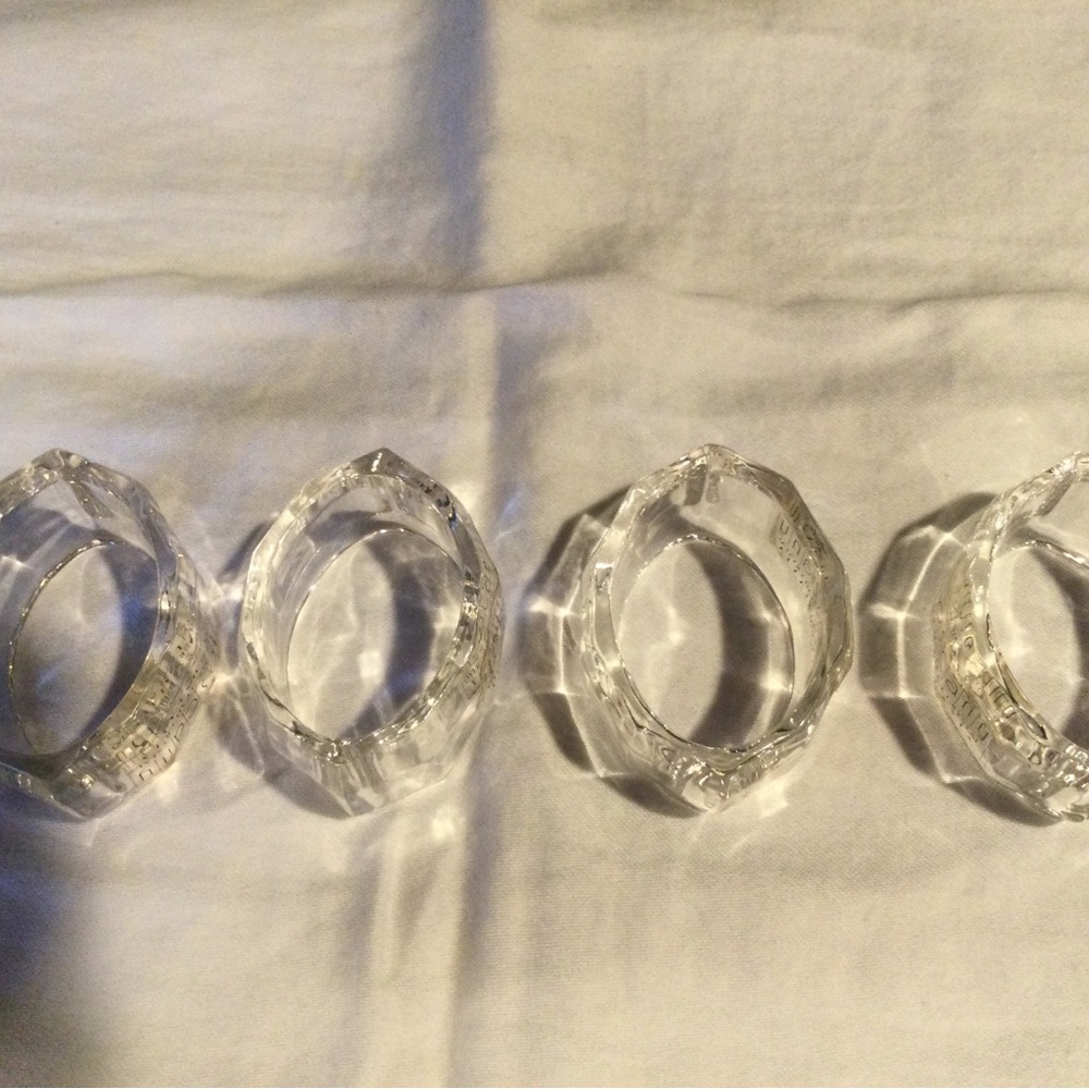 Toscany Crystal Napkin Rings - Picture 6 of 6